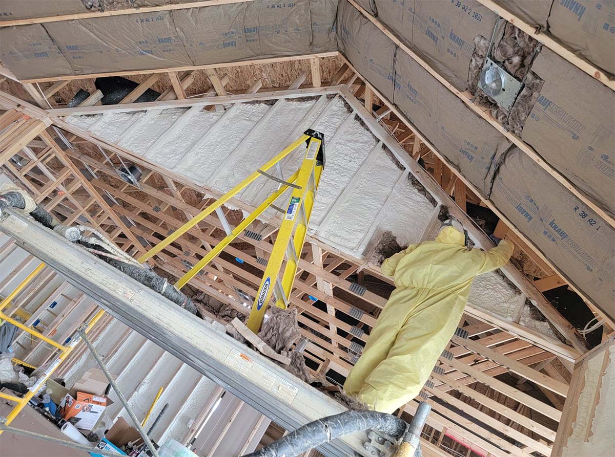 Ceiling Spray Foam Insulation In Michigan 2 - SprayTight Michigan