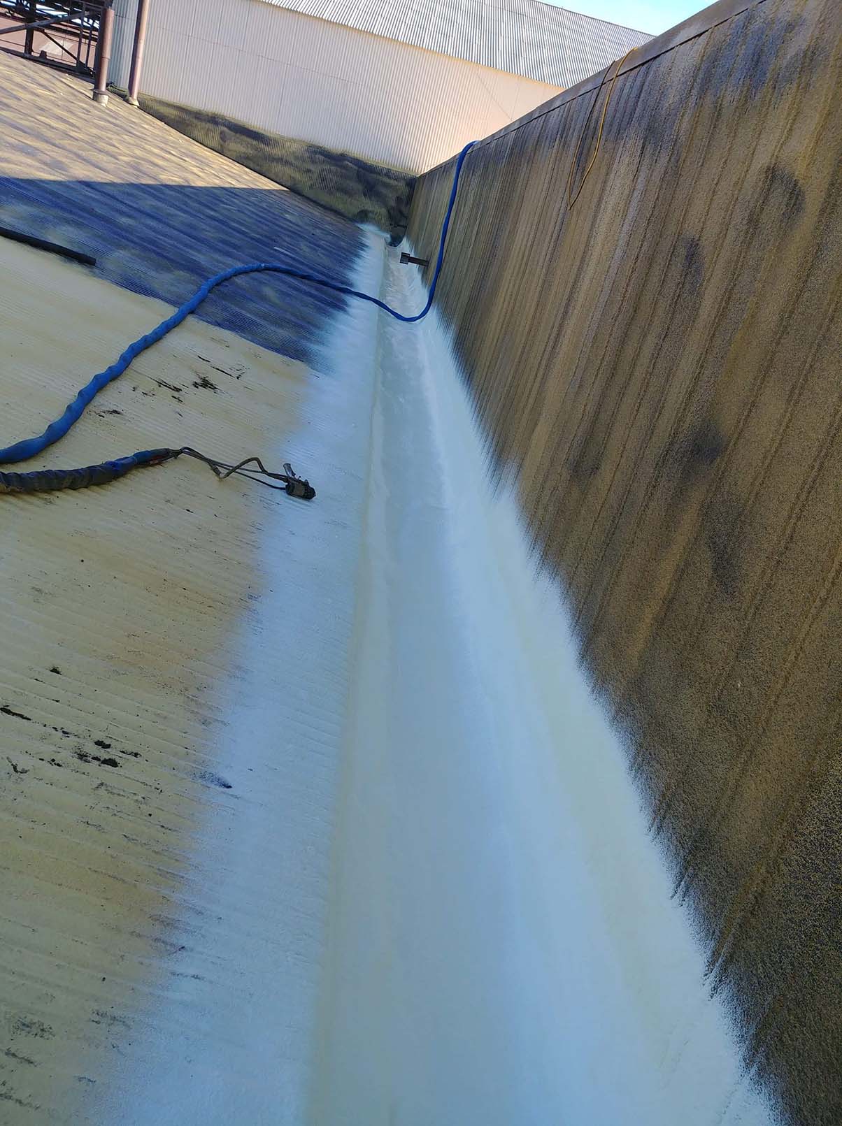 Roofing Spray Foam Contractor Rochester Mi - SprayTight Michigan